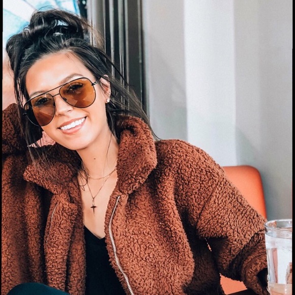 Meet Me - Picture 1 of 8